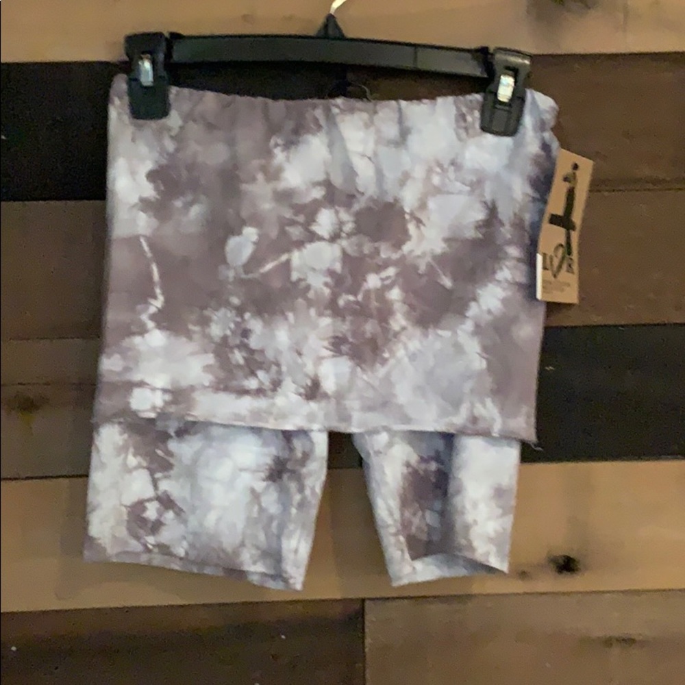 LVR FASHION Fold over shorts